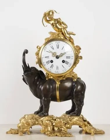 CLOCK 7453
