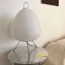 HACHI TABLE LAMP